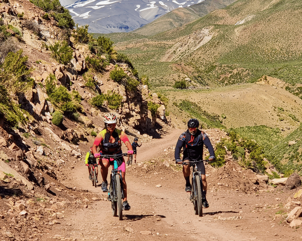 Seekers Andes - Cruce de los Andes en MTB - Viajes en Bicicleta