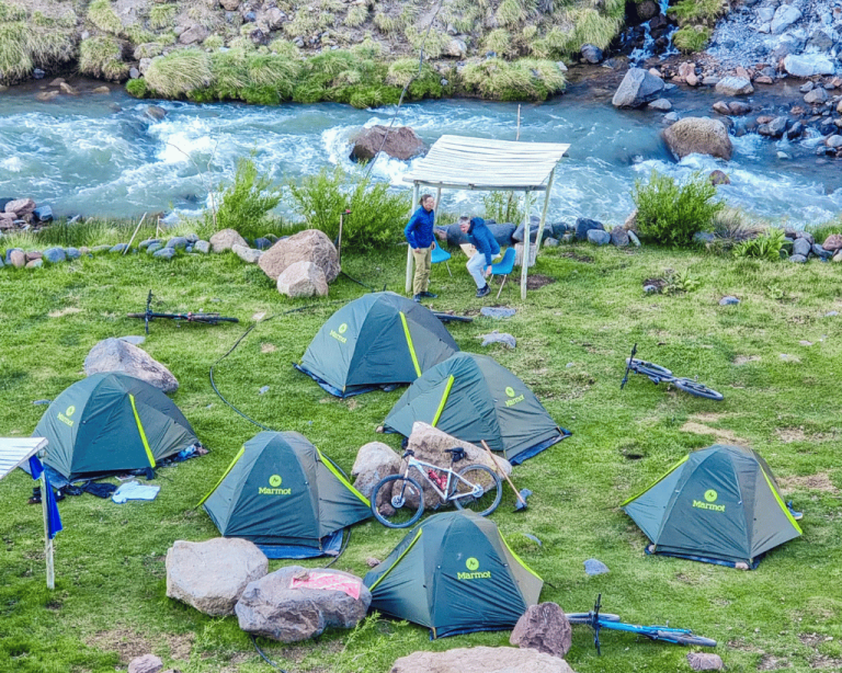 Seekers Andes - Cruce de los Andes en MTB - Viajes en Bicicleta