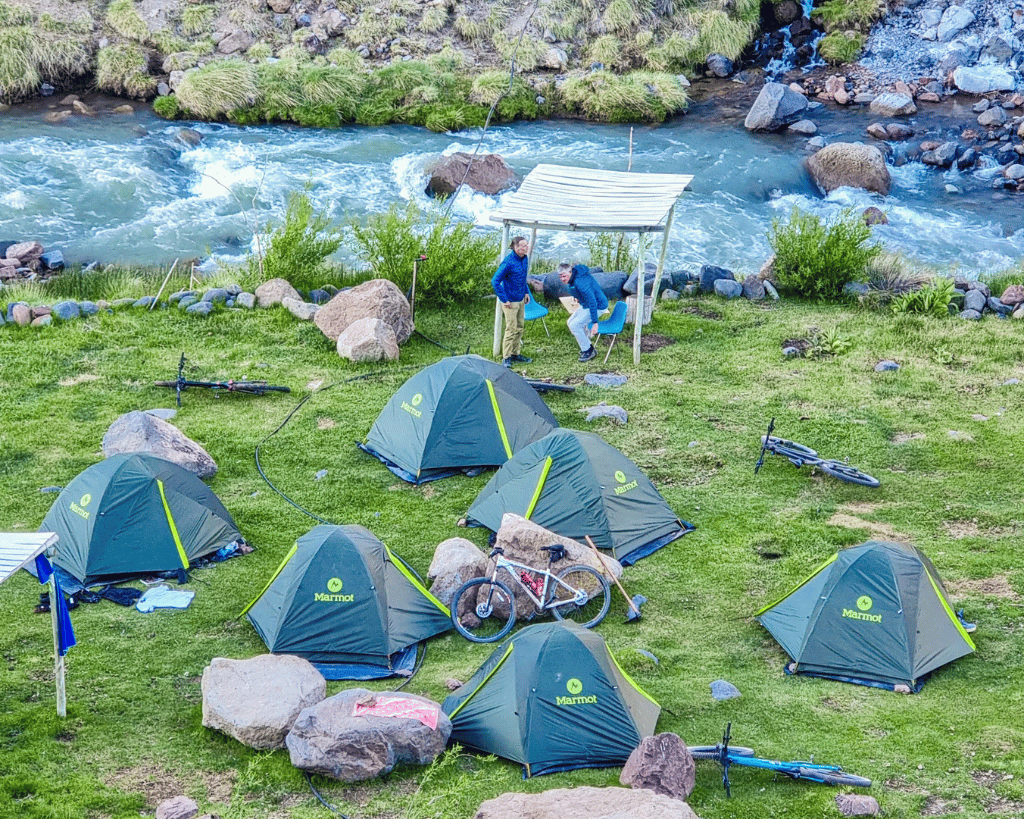 Seekers Andes - Cruce de los Andes en MTB - Viajes en Bicicleta