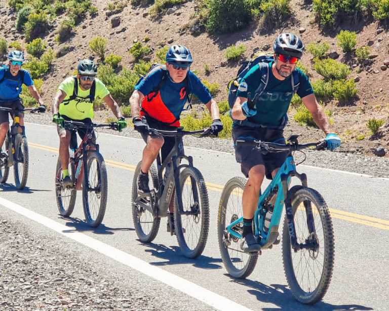 Seekers Andes - Cruce de los Andes en MTB - Viajes en Bicicleta