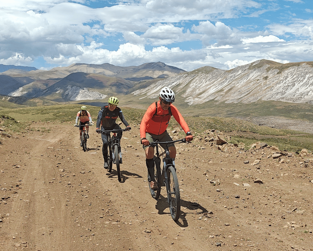 Desafío Andes Seekers - Travesía en MTB - Cordillera de los Andes en Bicicleta