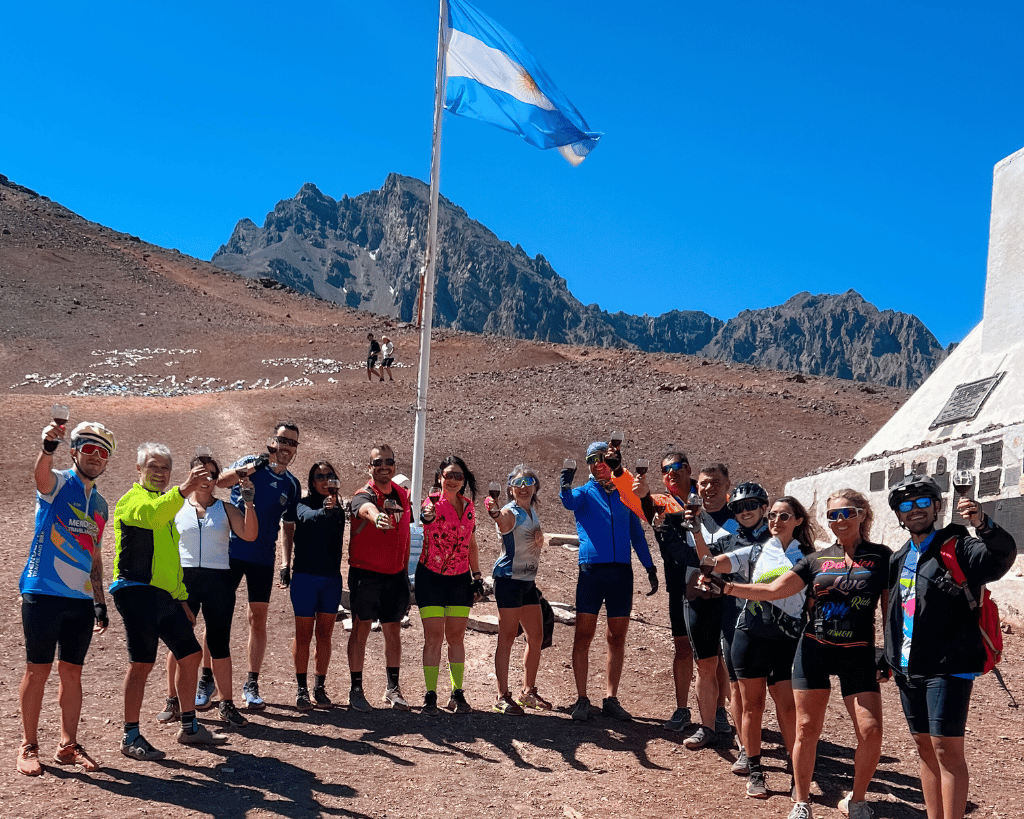 Cristo Redentor - Seekers MTB - Travesía en MTB - Cruce de los Andes